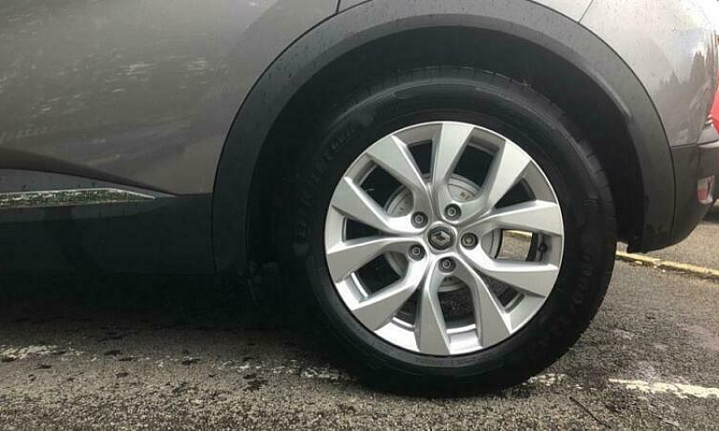 Renault Captur 1.0 T...