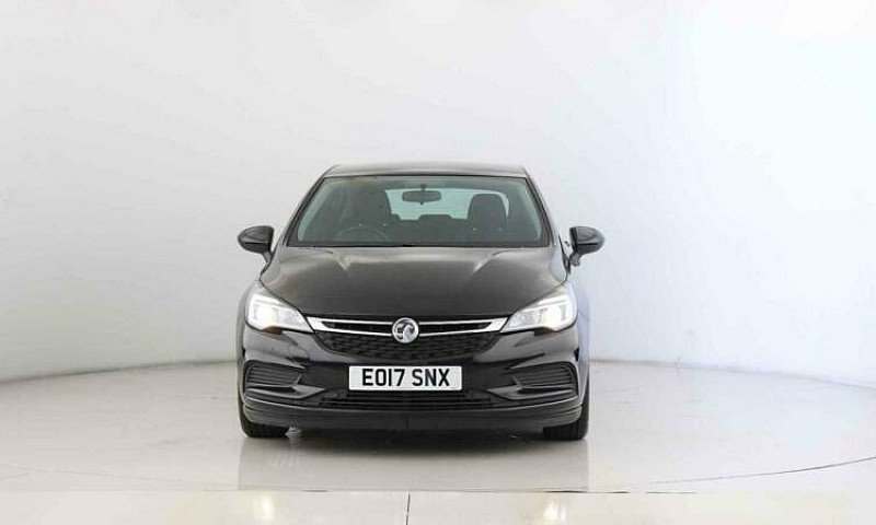 2017 Vauxhall Astra ...