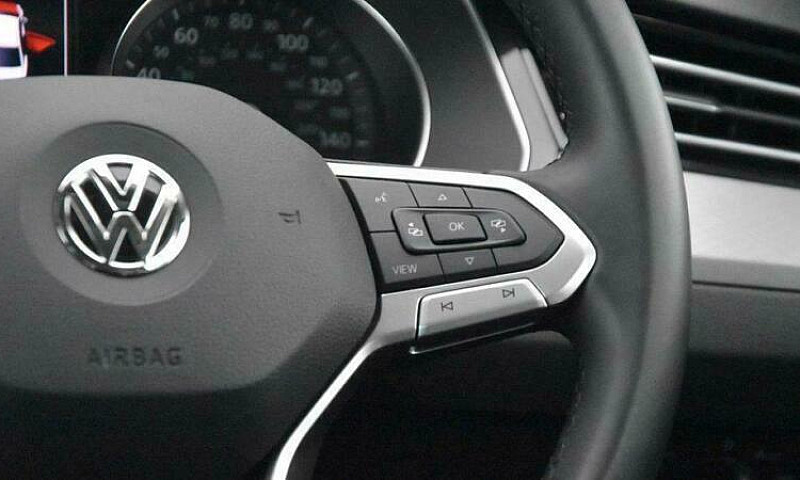 2020 Volkswagen Pass...