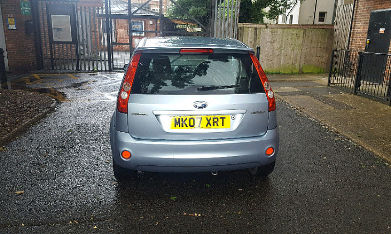 Ford Fiesta 1.4 Zete...