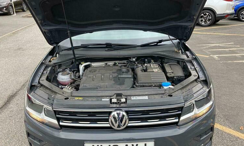 2018 Volkswagen Tigu...