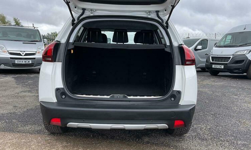 2018 Peugeot 2008 1....