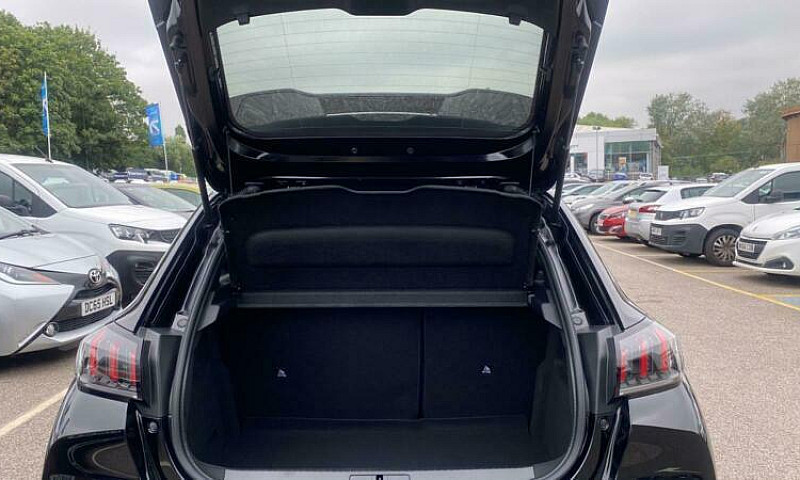 2021 Peugeot 208 1.2...