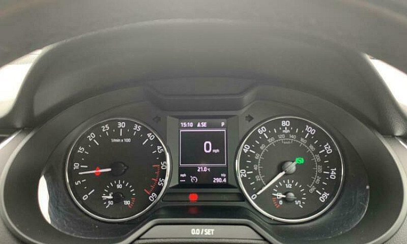 2014 Skoda Octavia 1...