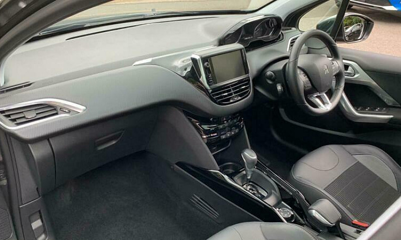 2019 Peugeot 2008 1....