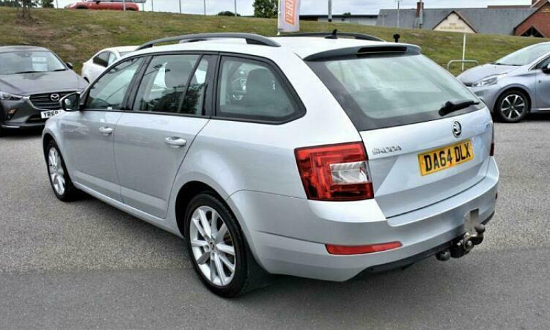 2014 Skoda Octavia 1...
