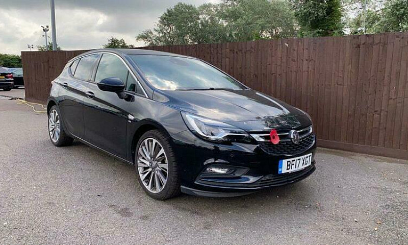 2017 Vauxhall Astra ...