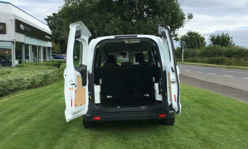 2018 Ford Transit Co...