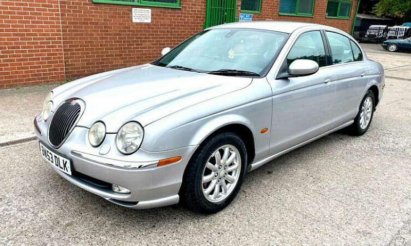 Jaguar S-Type 3.0 V6...