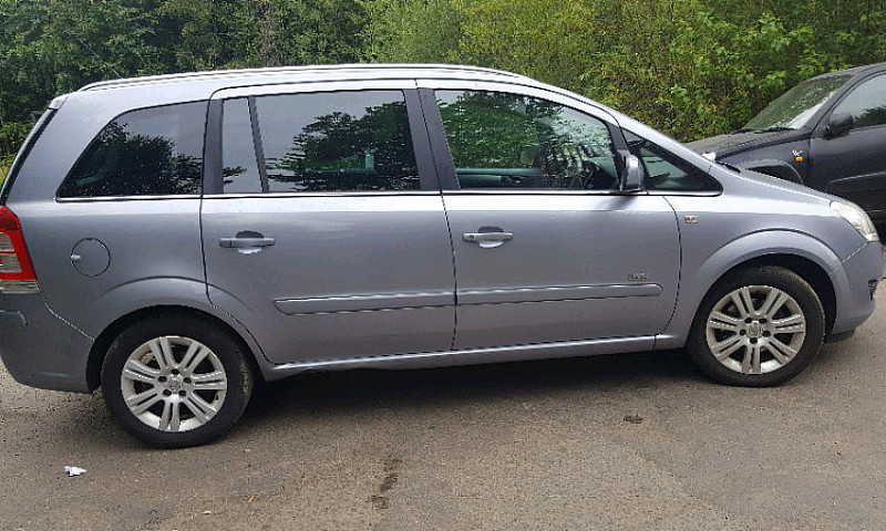 Vauxhall Zafira Desi...