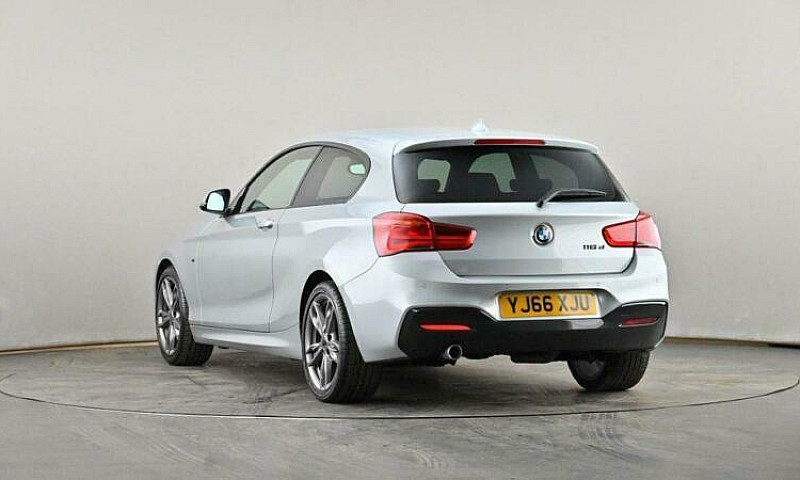 2016 Bmw 1 Series 11...