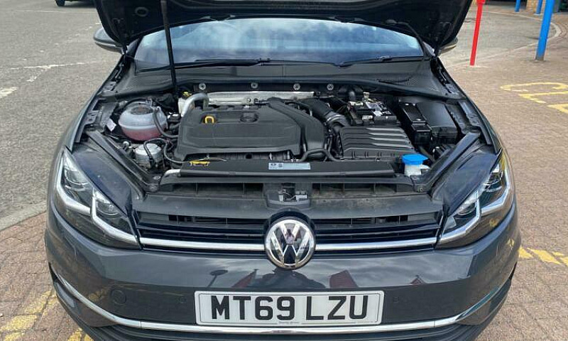 2019 Volkswagen Golf...