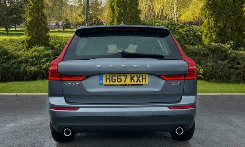 Volvo Xc60 2.0 D4 Mo...