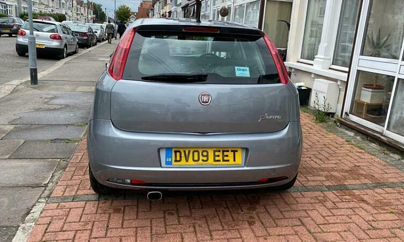 Fiat Grande Punto 1....