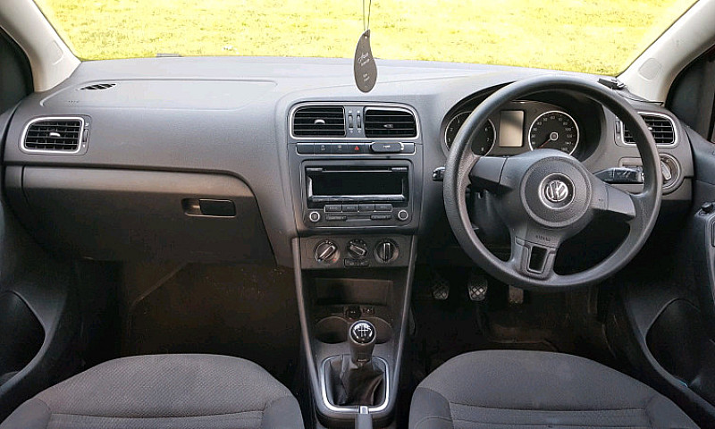2013 Vw Polo Match 1...