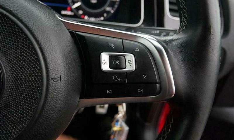 2018 Volkswagen Golf...