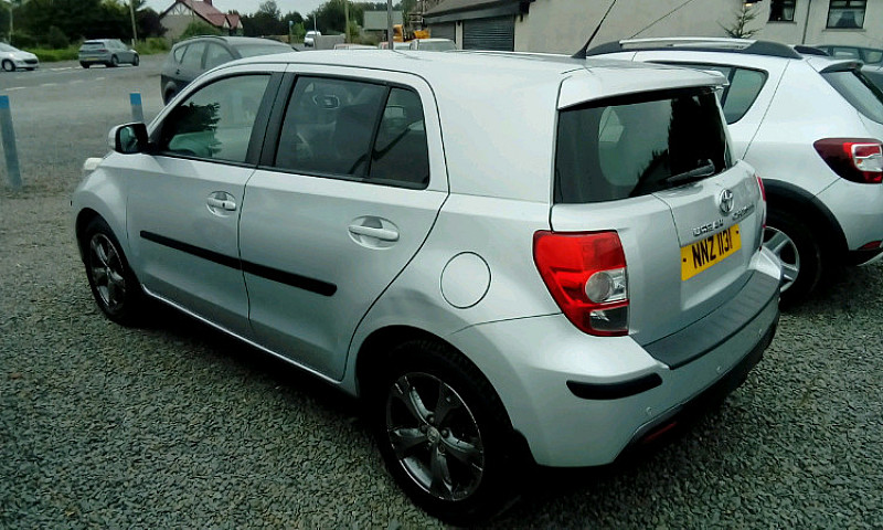 09 Toyota Urban Crui...