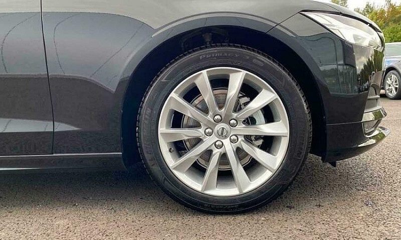 2020 Volvo S90 D4 Mo...