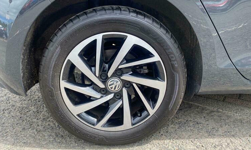 2019 Volkswagen Golf...