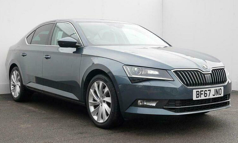 2017 Skoda Superb 2....