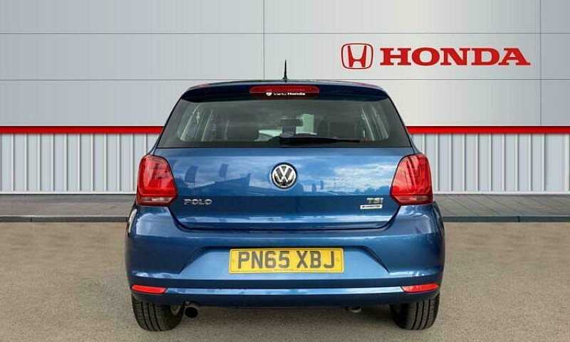 2015 Volkswagen Polo...