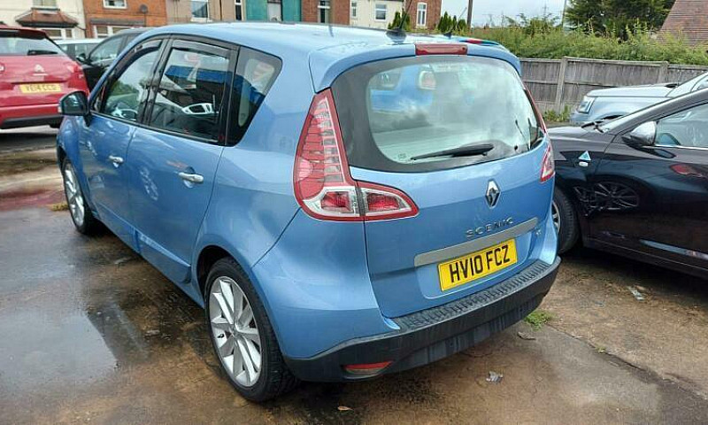 2010 Renault Scenic ...