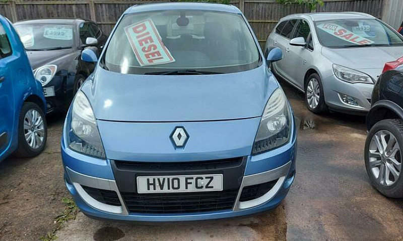 2010 Renault Scenic ...