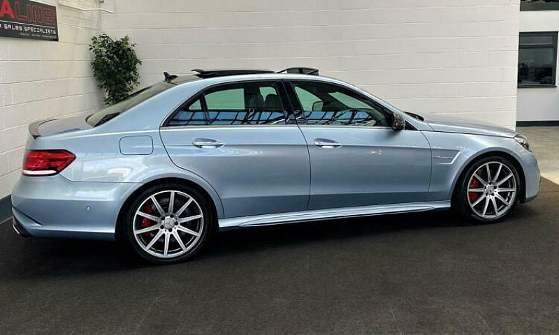 2015 Mercedes-Benz E...