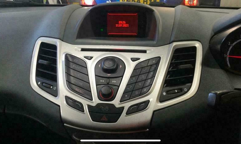 2010 Ford Fiesta Zet...