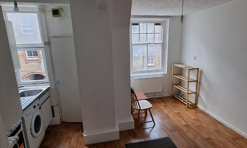 Spacious Newly Decor...