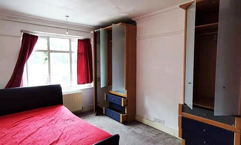 Lovely 3 Bedrooms Ho...
