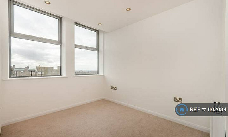 1 Bedroom Flat In No...