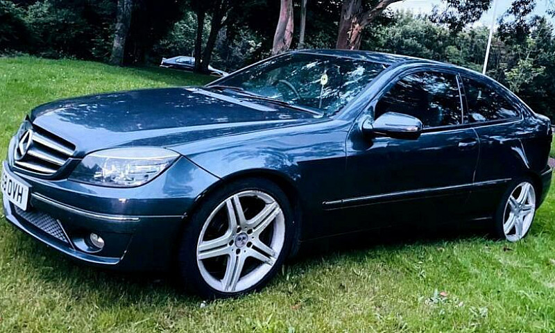 2008 Mercedes-Benz C...