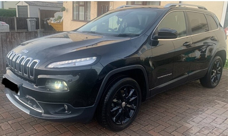 Black Jeep Cherokee ...