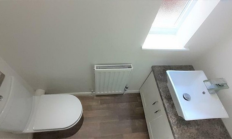 3 Bedroom House In R...