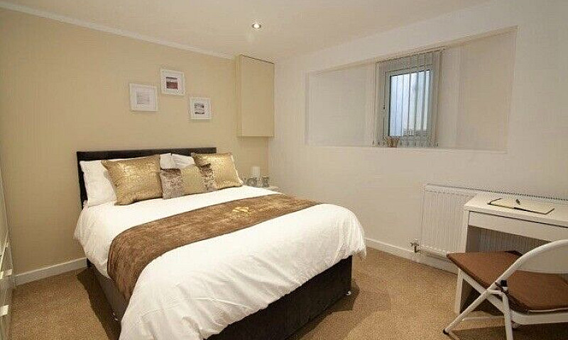 Stockport - 3 Year R...