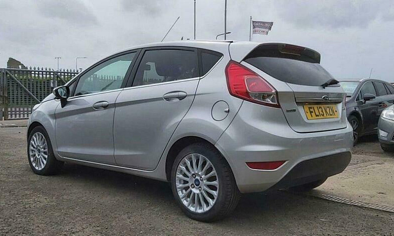 2013 Ford Fiesta 1.5...