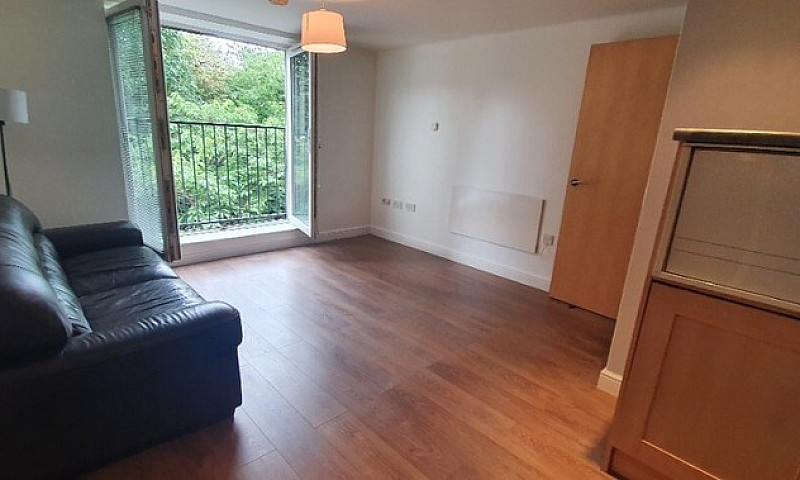 2 Bed Apartment, Nea...