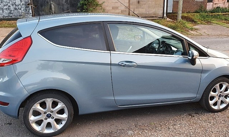 Ford Fiesta 1.4 Tita...