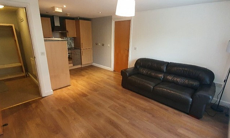 2 Bed Apartment, Nea...