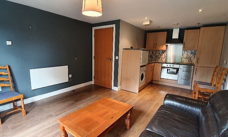 2 Bed Apartment, Nea...