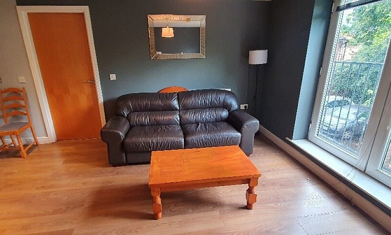 2 Bed Apartment, Nea...