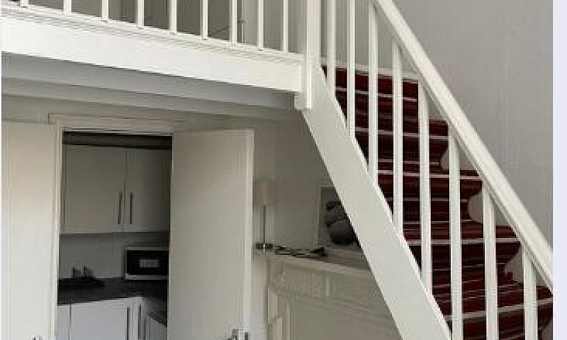 '*Double Mezzanine S...