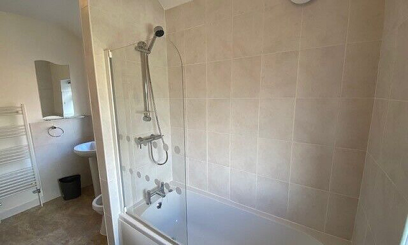 2 Bedroom Terraced H...