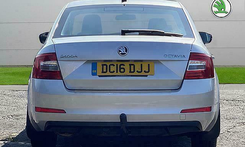 2016 Skoda Octavia 2...