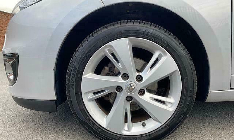 2013 Renault Megane ...