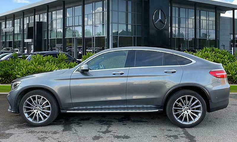 2018 Mercedes-Benz G...