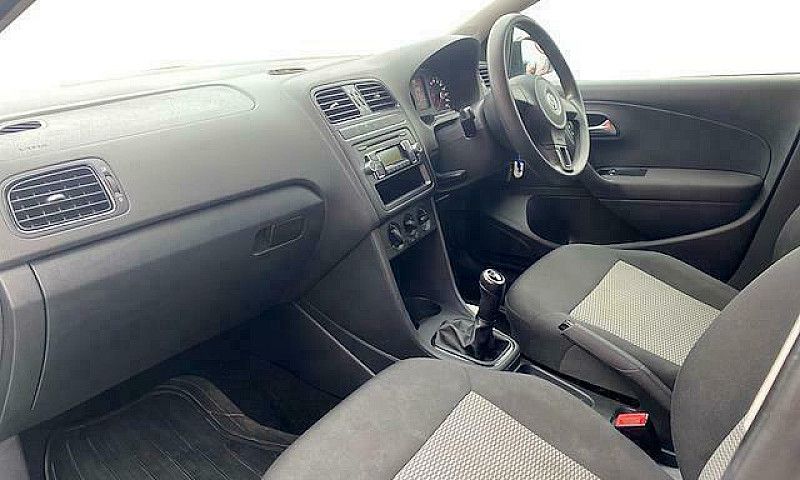 2011 Volkswagen Polo...