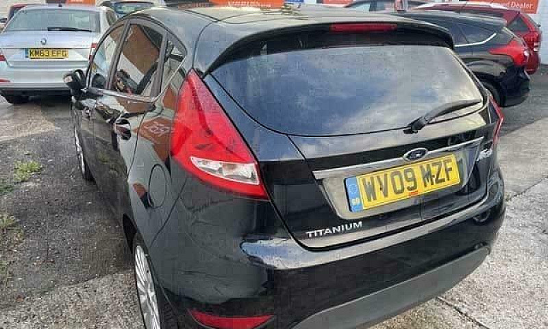 2009 Ford Fiesta Tit...
