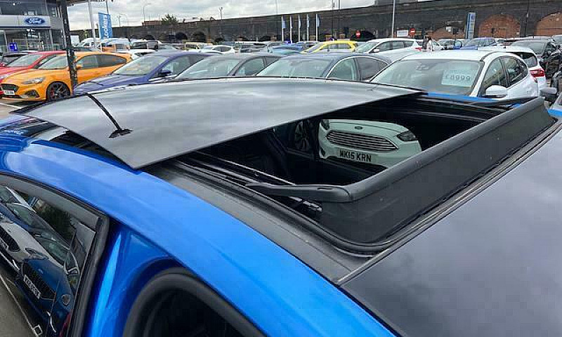 2020 Ford Focus 2.0 ...